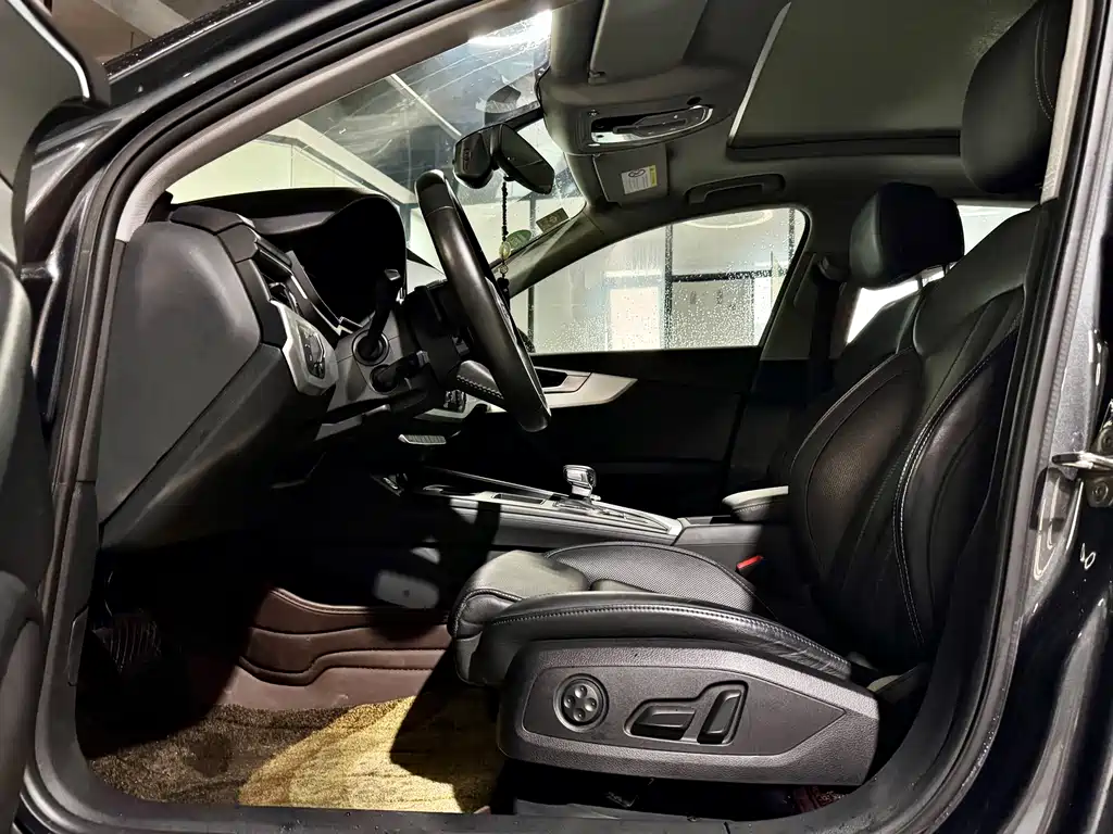 Audi A4L 2020 40 TFSI Fashionable and Dynamic купить на сайте DeffCars