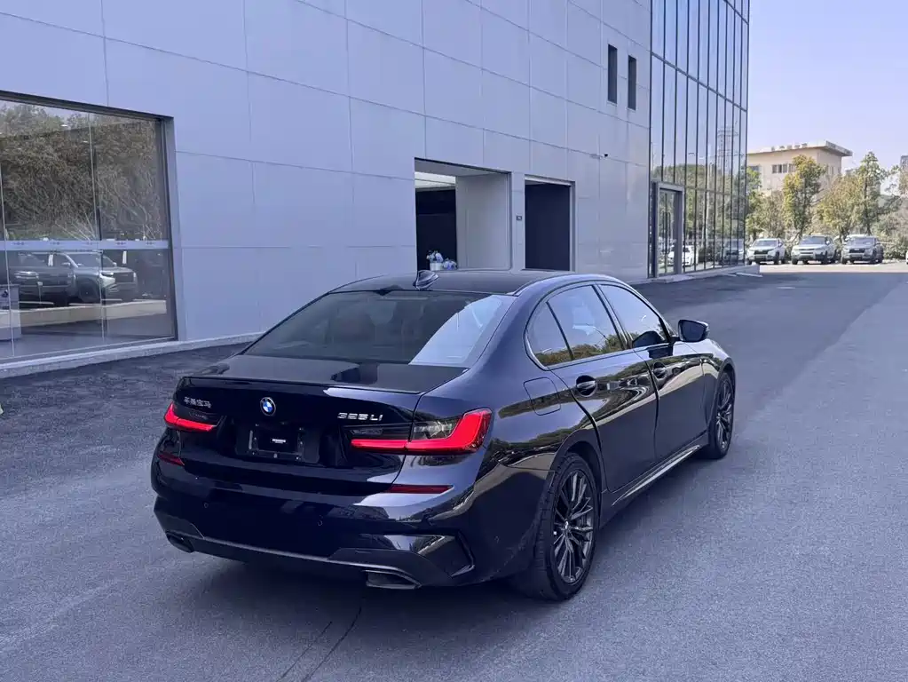 BMW 3 Series 2021 325Li M Sports Package купить на сайте DeffCars