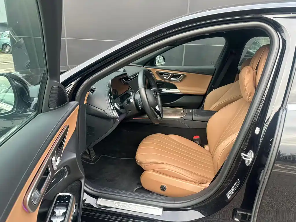 Mercedes-Benz E-Class New Energy 2024 E 350 e L plug-in hybrid sedan купить на сайте DeffCars