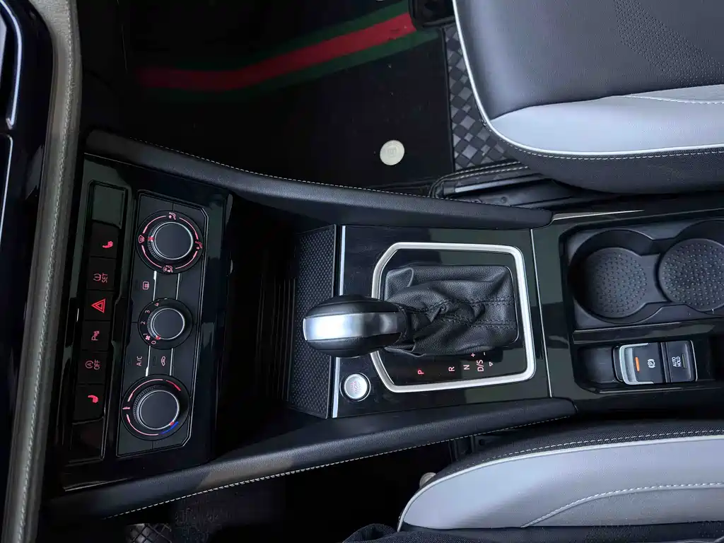 Jetta VS7 2023 280TSI automatic high-gloss enjoyment version купить на сайте DeffCars