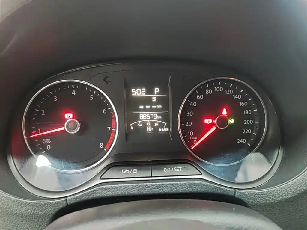 Polo 2016 1.6L automatic comfort model купить на сайте DeffCars