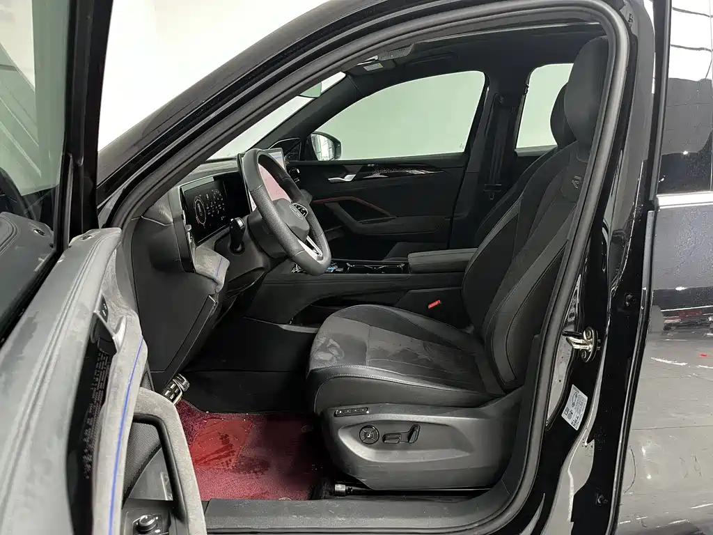 Tiguan L 2024 PRO 330TSI 2WD R-Line Zhizun Edition купить на сайте DeffCars