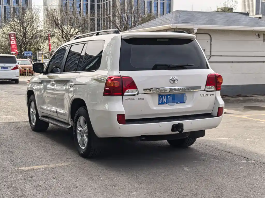 Land Cruiser 2012 4.6L automatic VX-R купить на сайте DeffCars
