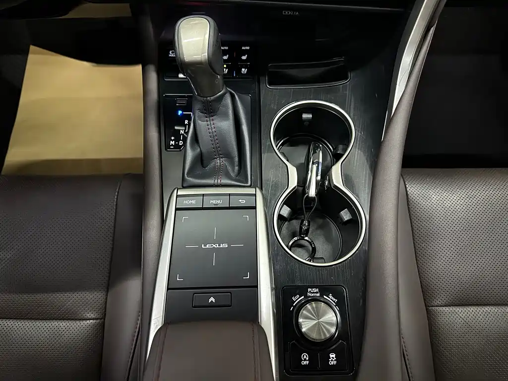 Lexus RX 2020 300 two-wheel drive comfort version National VI купить на сайте DeffCars