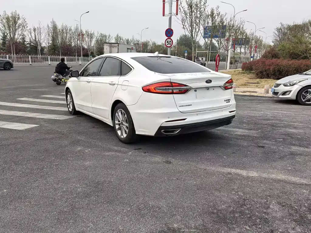 Mondeo 2020 EcoBoost 200 Fashion Model купить на сайте DeffCars