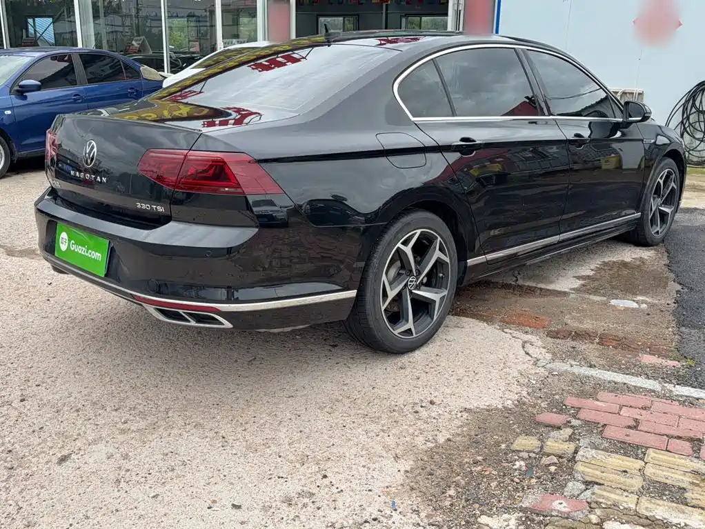 Magotan 2023 2 million commemorative edition 330TSI DSG luxury model купить на сайте DeffCars
