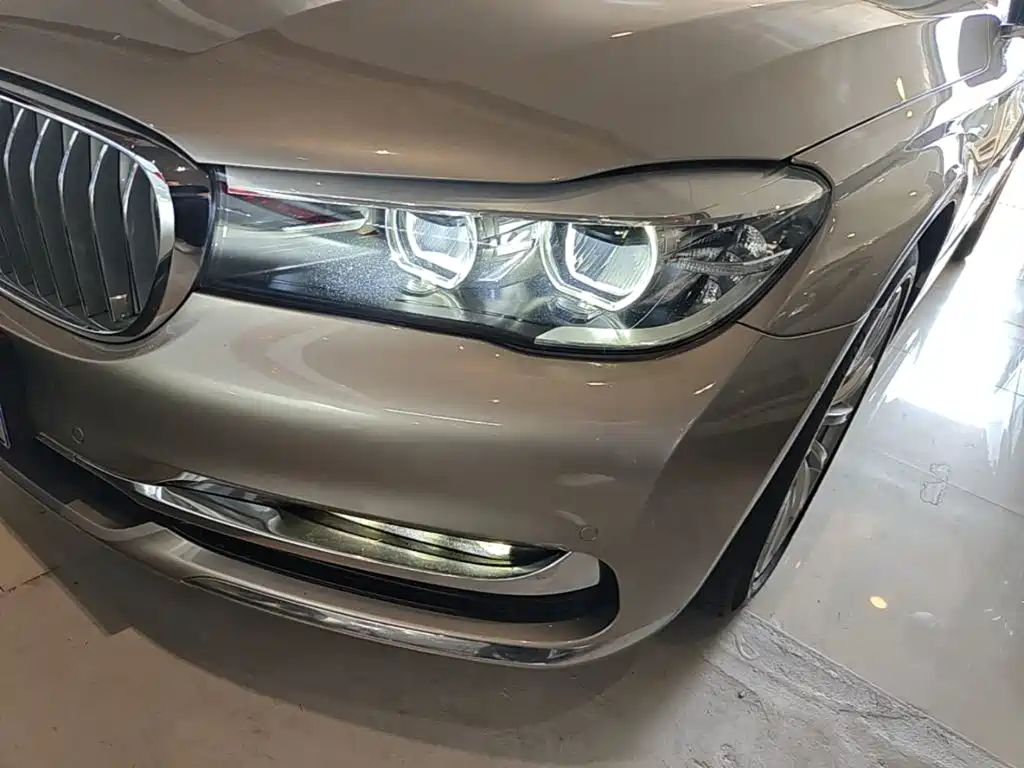 BMW 7 Series 2018 730Li Leading Excellence Package купить на сайте DeffCars
