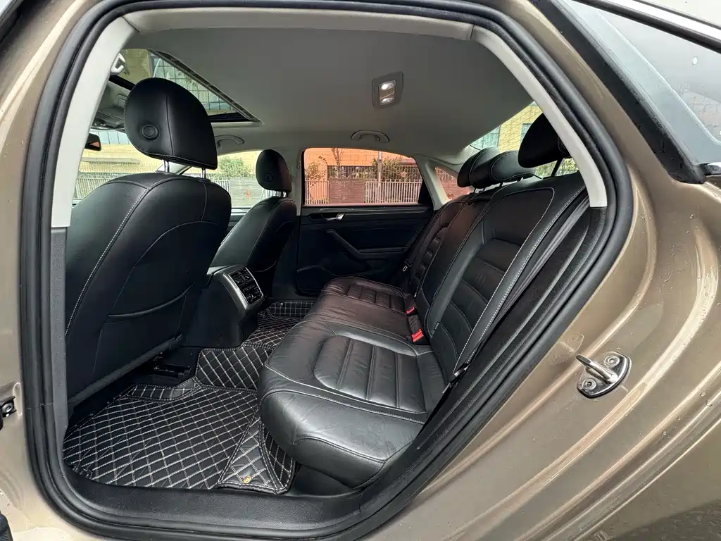 Passat 2017 280TSI DSG Premium Edition купить на сайте DeffCars