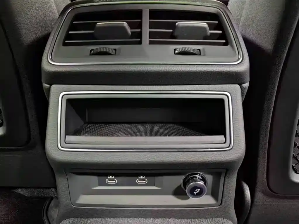 Audi A6L 2024 40 TFSI luxury and dynamic model купить на сайте DeffCars