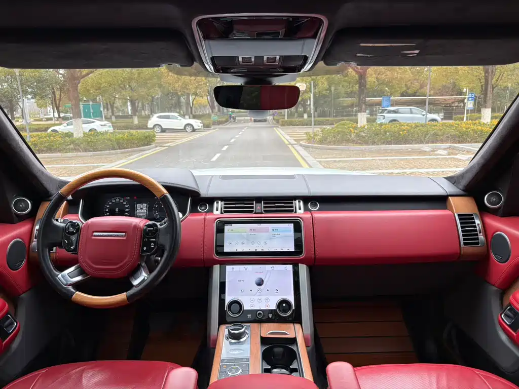 Range Rover 2019 3.0 SC V6 Revered Genesis Extended Edition купить на сайте DeffCars