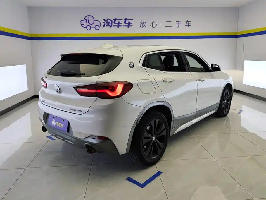 BMW X2 2021 sDrive20i M Off-Road Package купить на сайте DeffCars