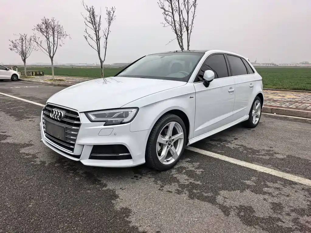 Audi A3 2020 Sportback 35 TFSI Fashion Type National VI купить на сайте DeffCars