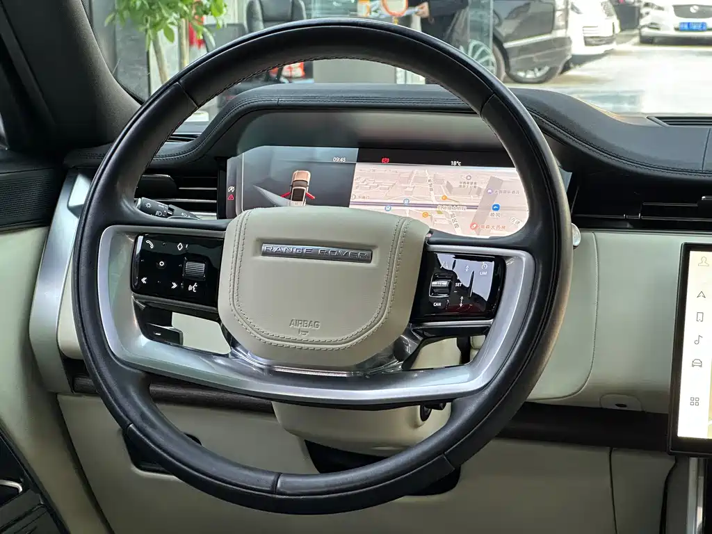 Range Rover 2023 3.0 L6 400PS Seven-seater Extended Edition купить на сайте DeffCars