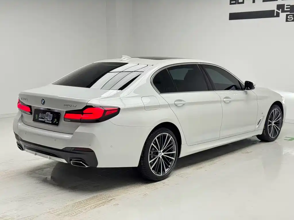 BMW 5 Series 2022 facelift 530Li leading M sports package купить на сайте DeffCars