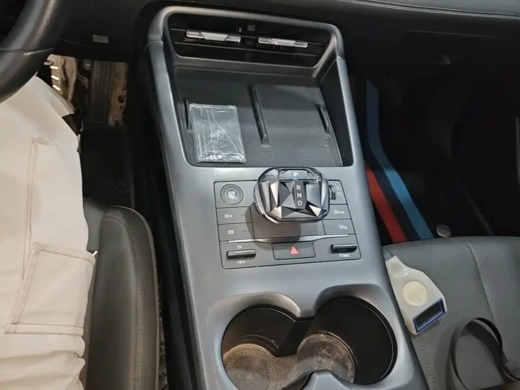 Qin Plus 2025 DM-i Smart 55km Leading купить на сайте DeffCars