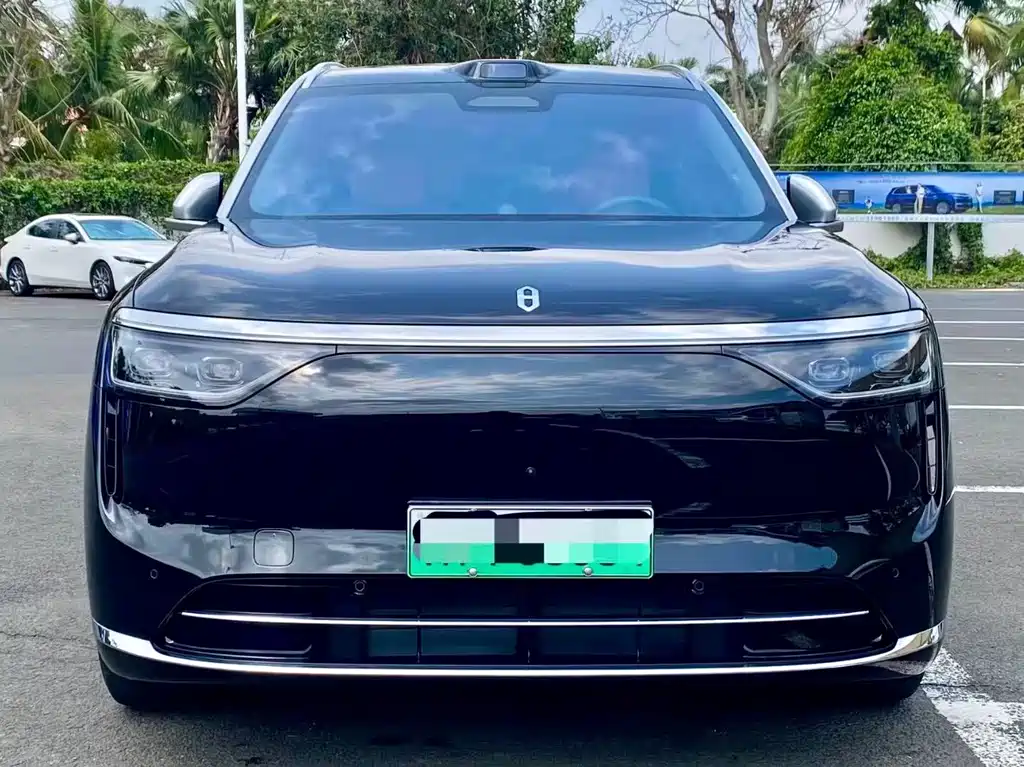 Wenjie M8 2025 extended range Max+ version 53.4kWh 5-seater version купить на сайте DeffCars