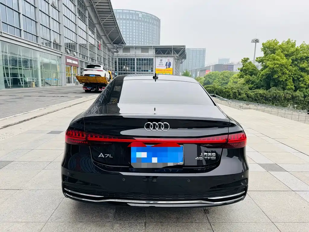 Audi A7L 2024 45 TFSI luxury model купить на сайте DeffCars