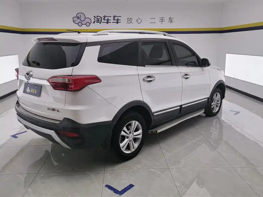 BAIC Huansu S3 2016 S3L 1.5L manual premium model купить на сайте DeffCars