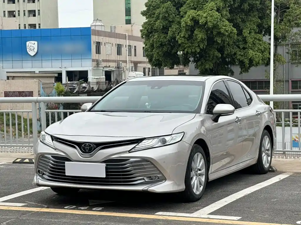 Camry 2019 facelift 2.0G Deluxe Edition купить на сайте DeffCars