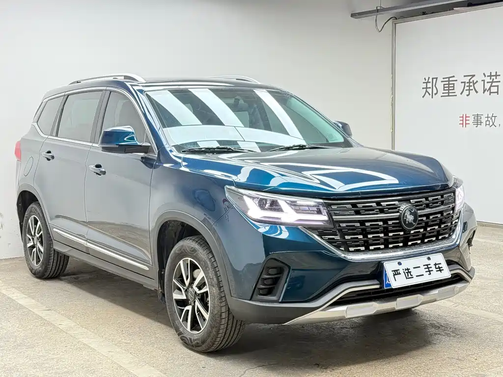 Fengxing T5 2022 Prosperity Model 1.6L Manual Dream Edition Five Seats купить на сайте DeffCars