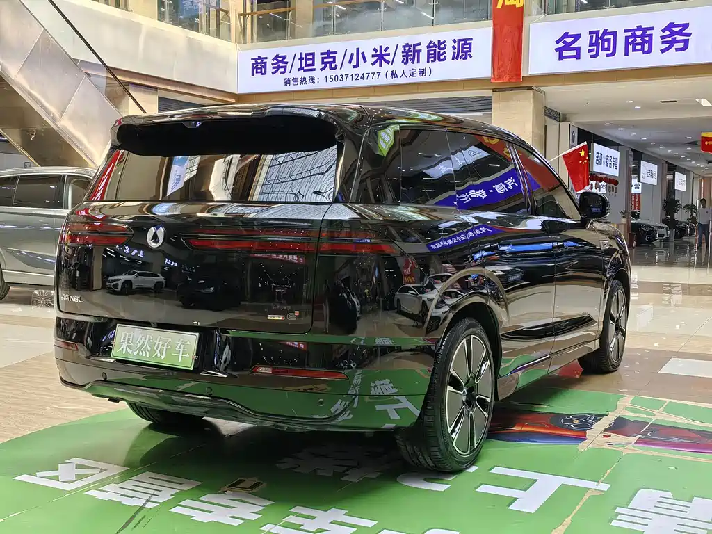 Denza N8L 2025 flagship model купить на сайте DeffCars