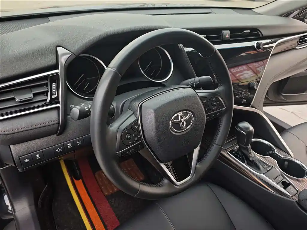 Camry 2019 2.0G Deluxe Edition National VI купить на сайте DeffCars