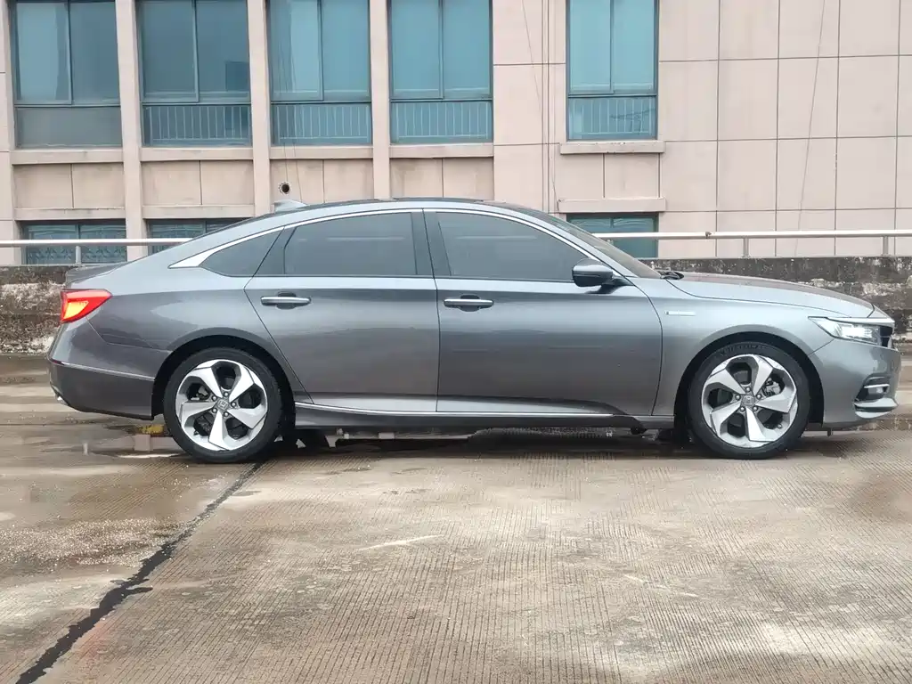 Accord 2018 Rui·Hybrid 2.0L Ruizhi Edition National VI купить на сайте DeffCars