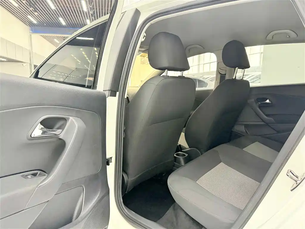 Polo 2018 1.5L automatic safe driving model купить на сайте DeffCars