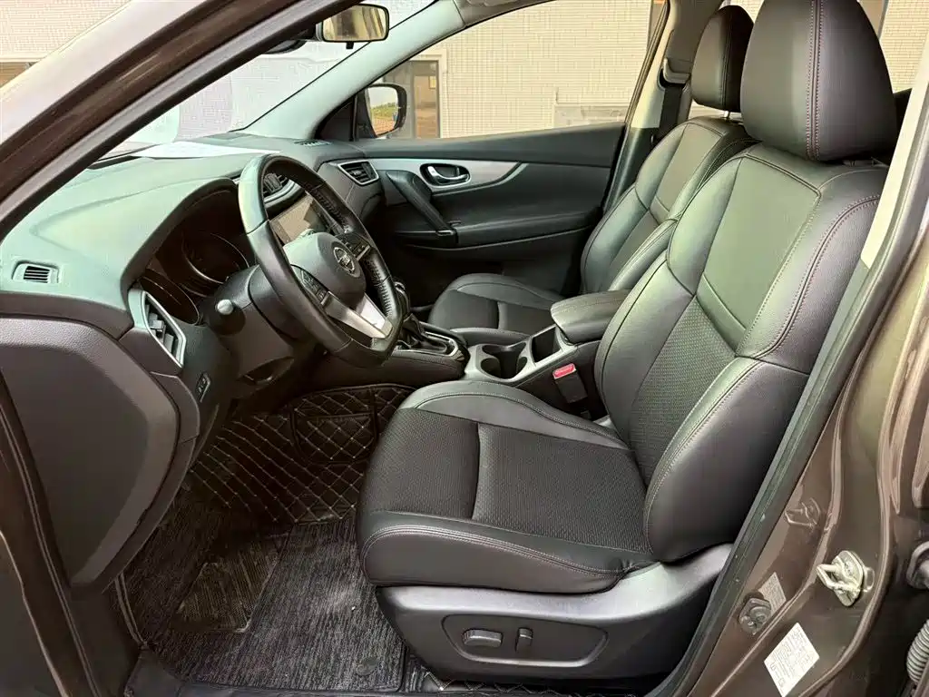 Qashqai 2019 2.0L CVT Deluxe Edition купить на сайте DeffCars