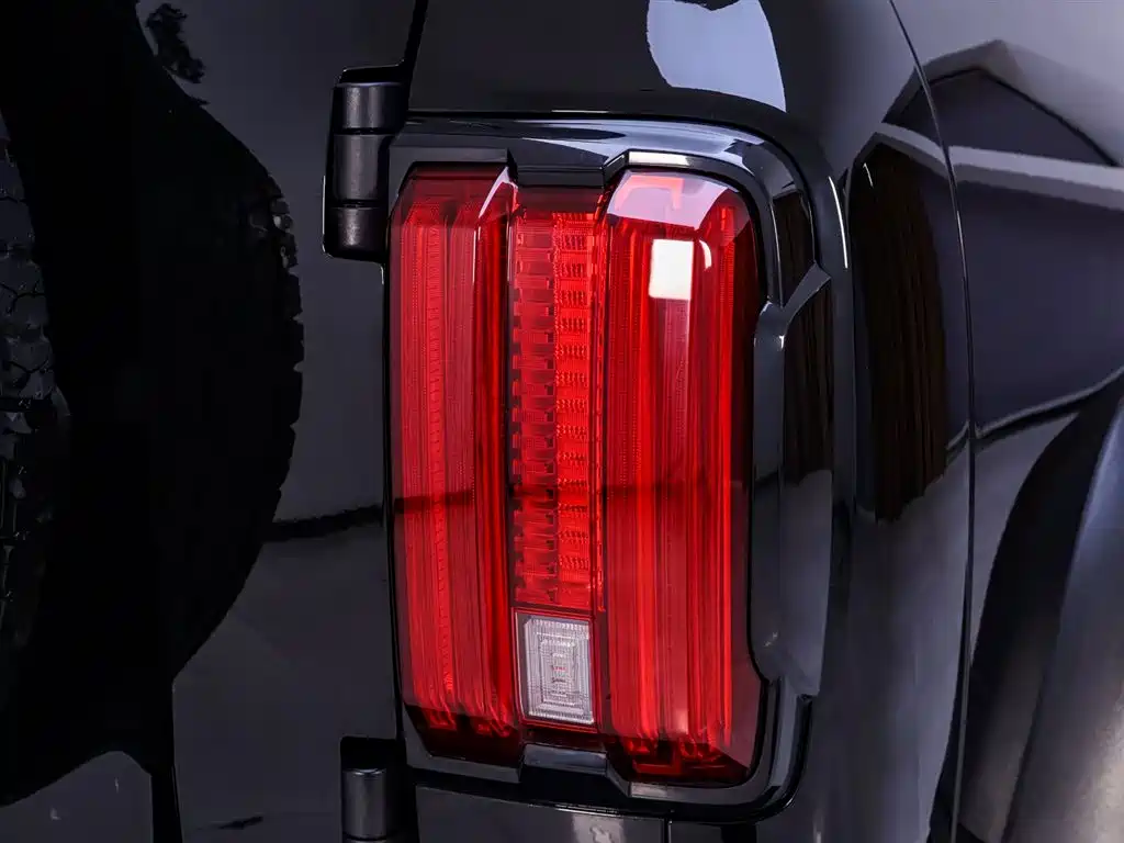 Tank 300 2021 Off-Road Version 2.0T Conqueror купить на сайте DeffCars