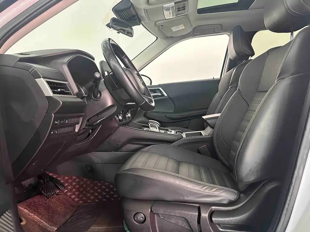 Outlander 2023 1.5T CVT four-wheel drive excellence version 5 seats купить на сайте DeffCars
