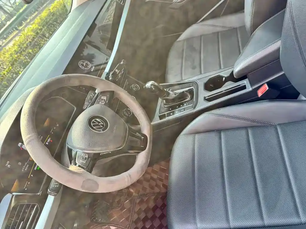 Lavida 2022 1.5L automatic vision version купить на сайте DeffCars