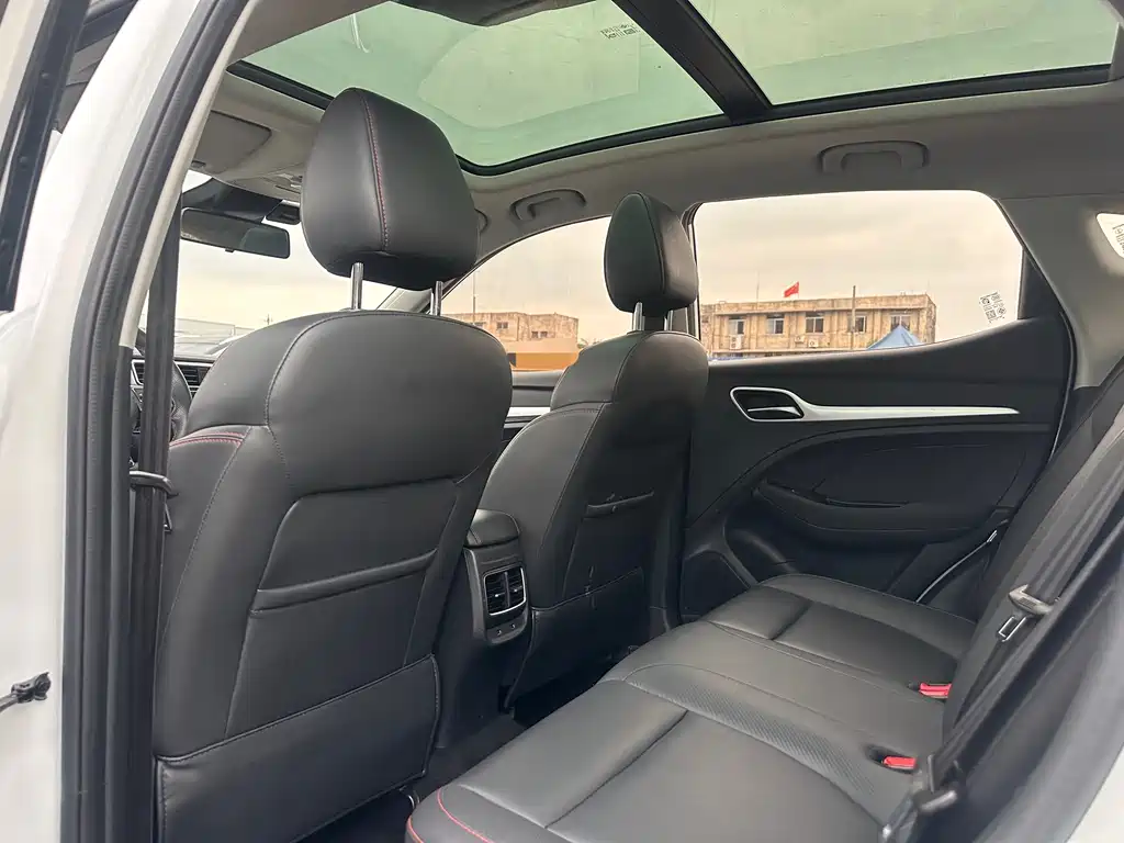 MG ZS 2022 180DVVT automatic sports version купить на сайте DeffCars