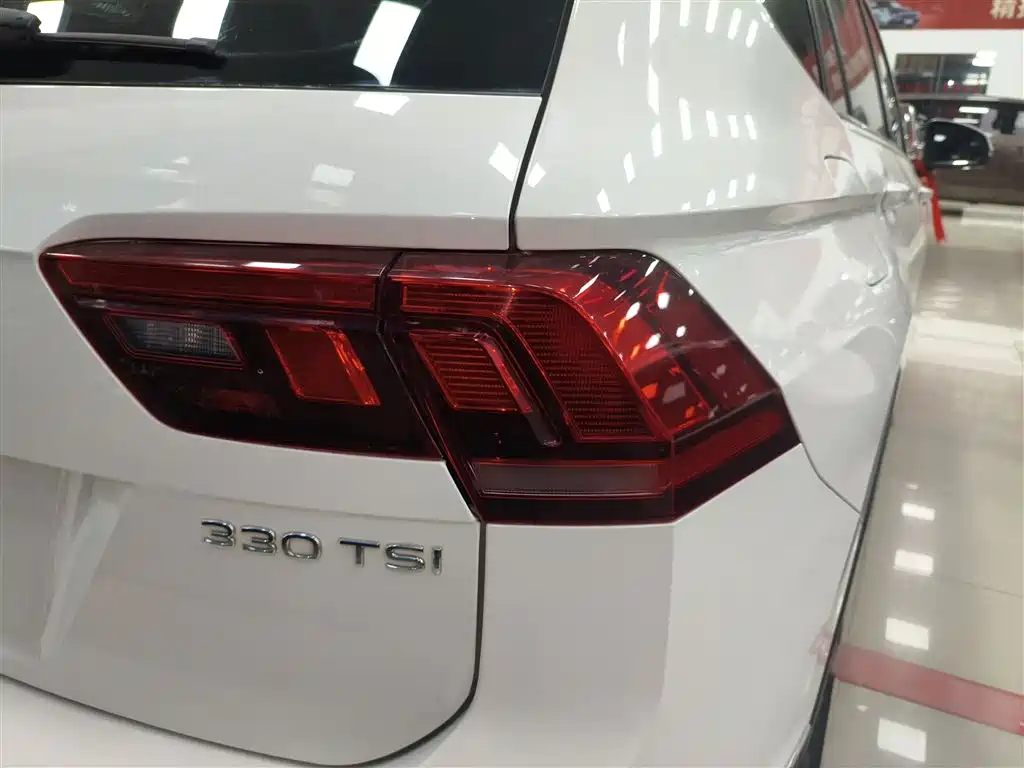 Tiguan L 2021 330TSI automatic two-wheel drive smart version купить на сайте DeffCars