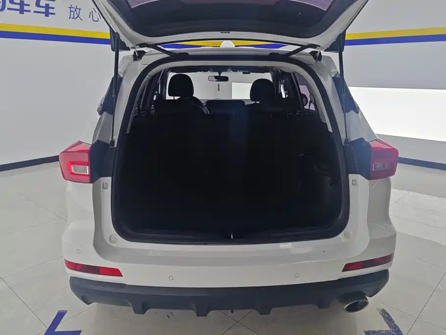 Haval M6 2018 facelift 1.5T DCT two-wheel drive elite model купить на сайте DeffCars
