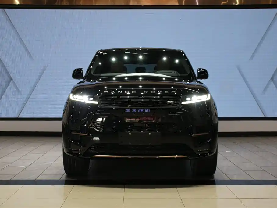 Range Rover Sport 2024 400PS Model Edition купить на сайте DeffCars