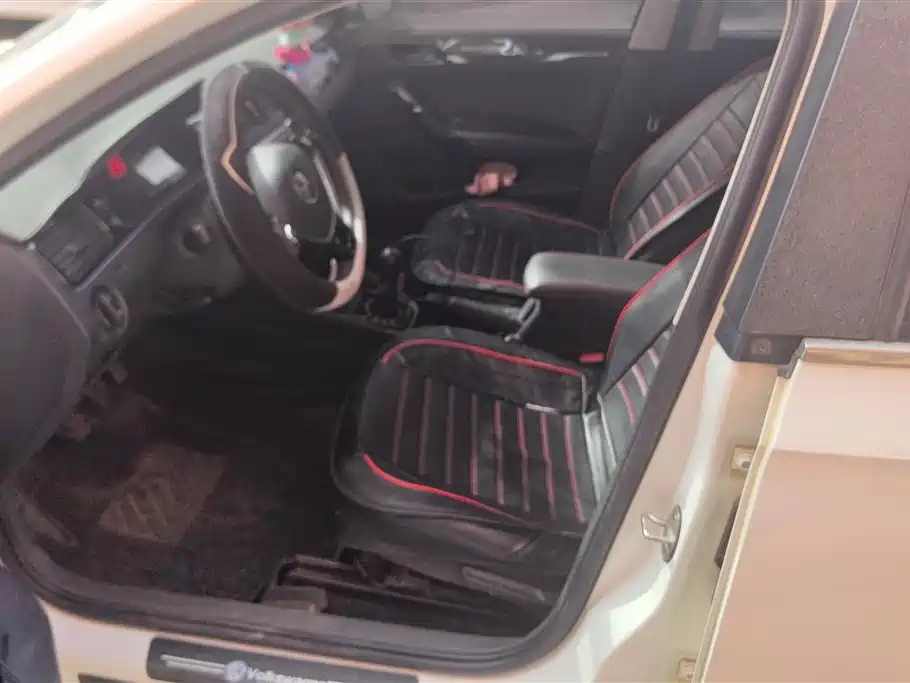 Santana 2018 1.5L Manual Fashion Edition купить на сайте DeffCars