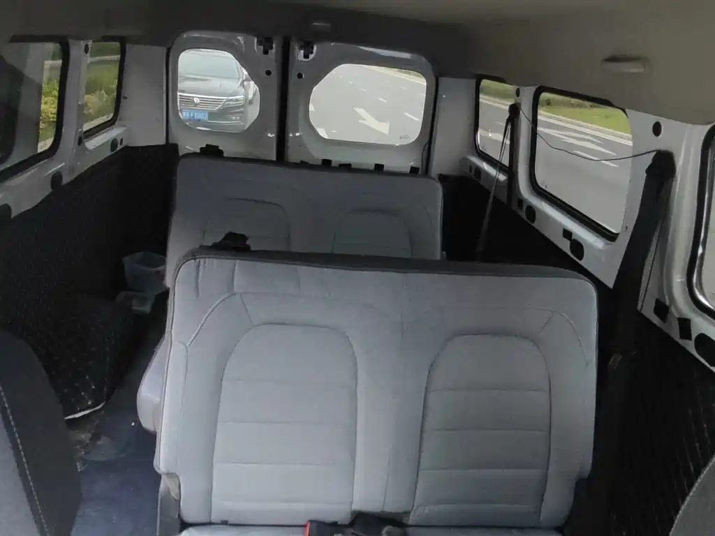 Yangguang 2024 300km Comfort Bus Version 60kW купить на сайте DeffCars