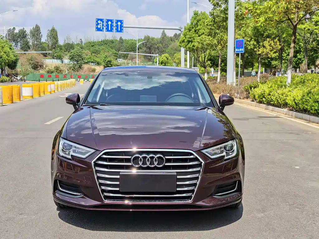 Audi A3 2019 Limousine 35 TFSI Enterprising National V купить на сайте DeffCars