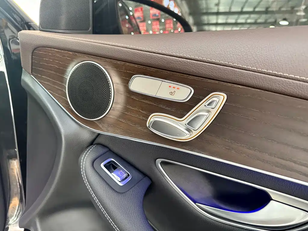 Mercedes-Benz GLC 2021 GLC 260 L 4MATIC luxury model купить на сайте DeffCars