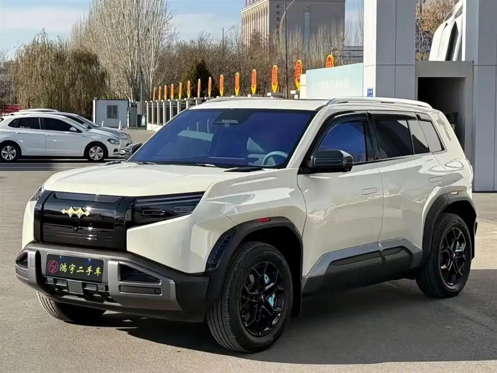 Titanium 3 2025 501KM rear drive Pro version купить на сайте DeffCars