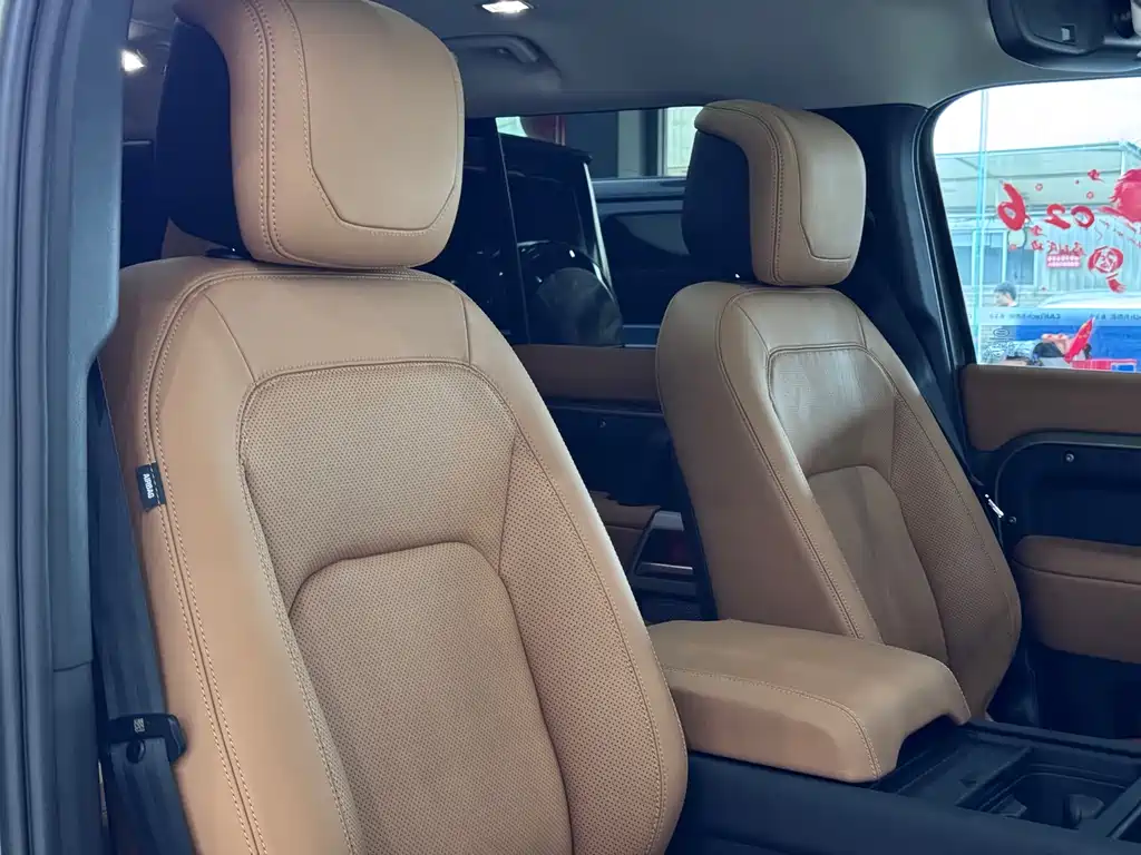 Land Rover Defender 2023 130 3.0T P400 HSE купить на сайте DeffCars