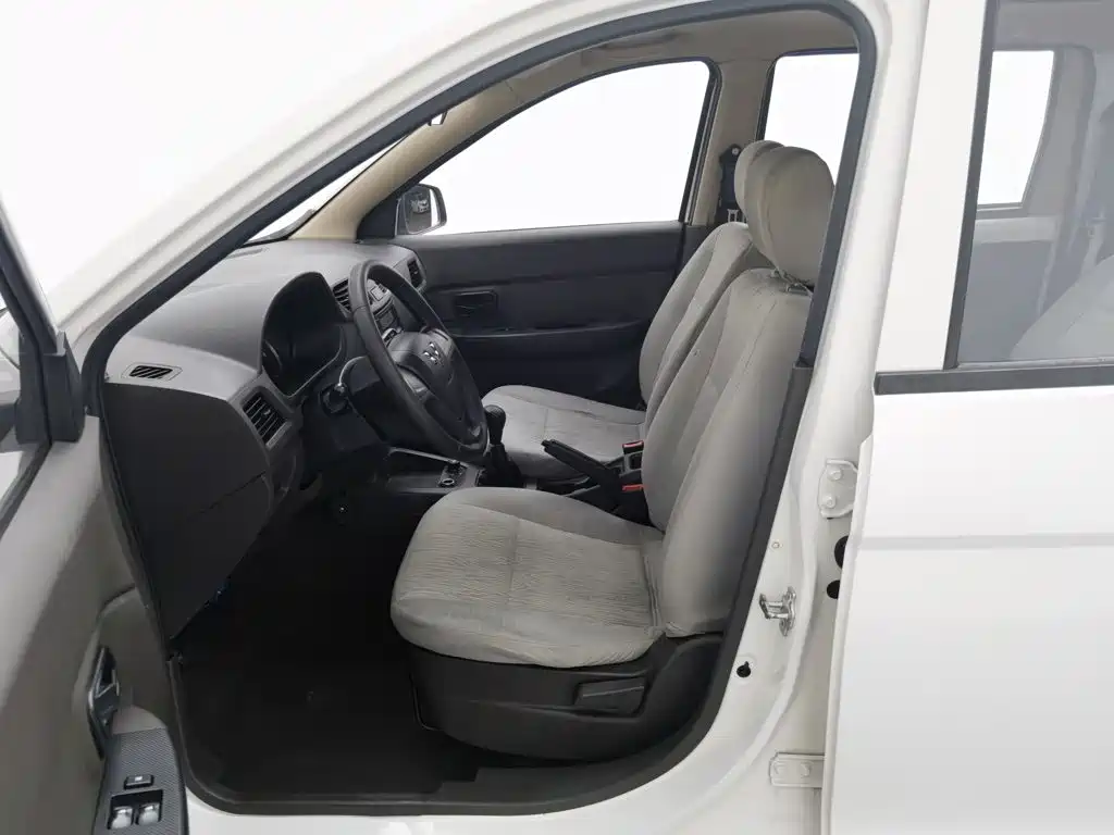 Wuling Hongguang 2018 1.5L Classic S Basic Model купить на сайте DeffCars