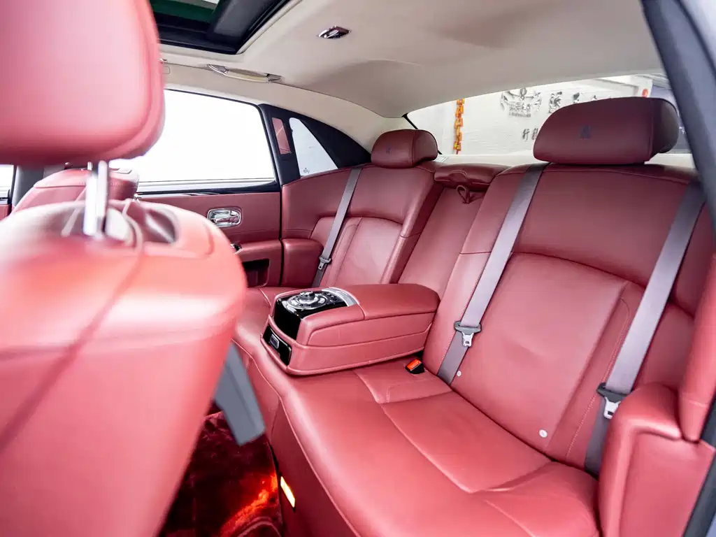 Ghost 2010 6.6T Standard Edition купить на сайте DeffCars