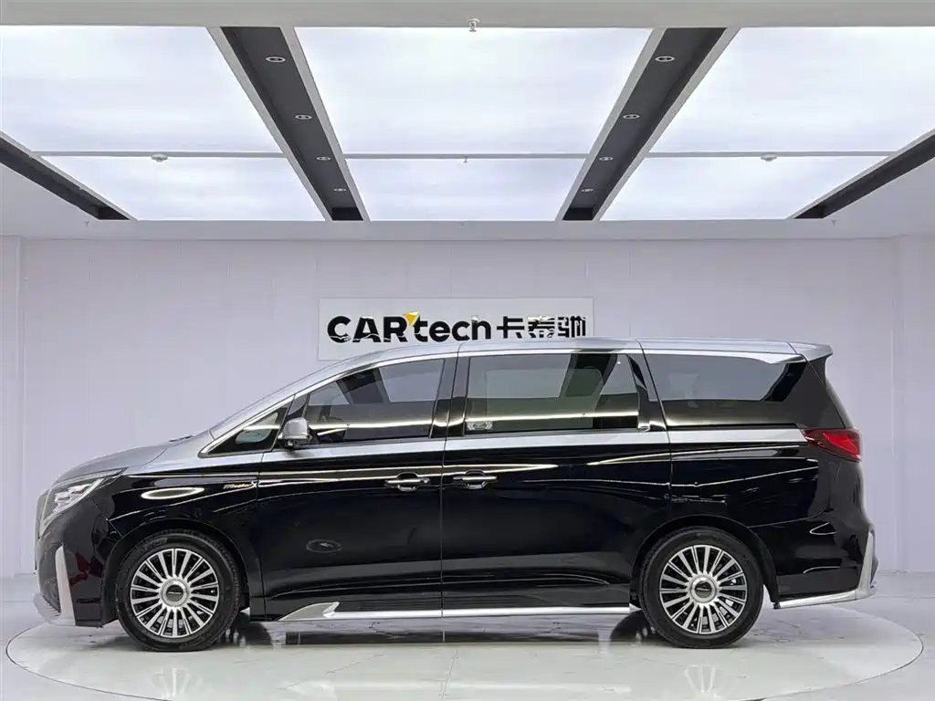 Trumpchi M8 2023 facelift Master Series 390T four-seat Royal Edition купить на сайте DeffCars