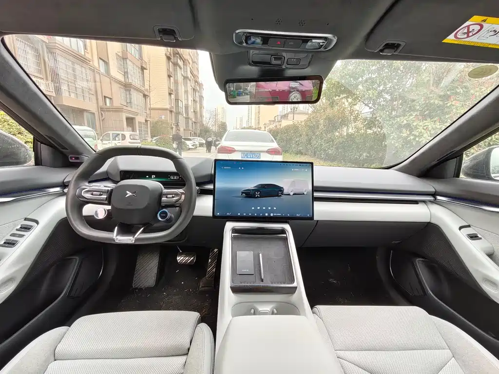 Xpeng P7 2025 750 four-wheel drive high performance Ultra купить на сайте DeffCars