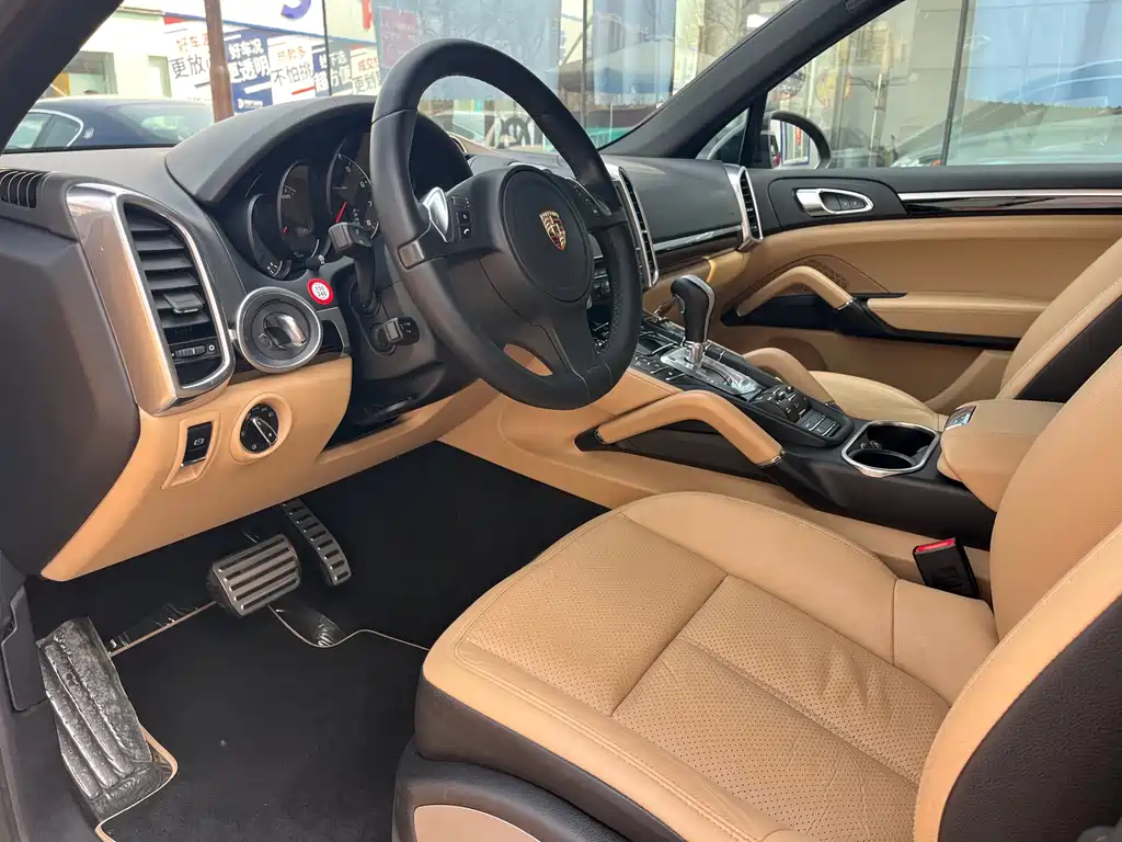 Cayenne 2014 Cayenne Platinum Edition 3.0T купить на сайте DeffCars