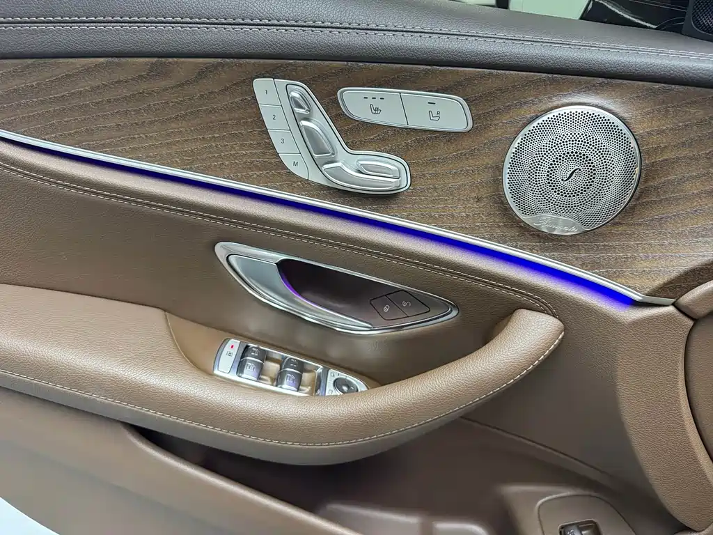 Mercedes-Benz E-Class 2021 E 300 L Luxury Model купить на сайте DeffCars