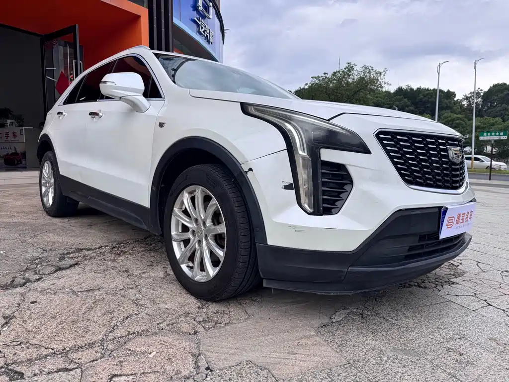 Cadillac XT4 2018 28T two-wheel drive technology купить на сайте DeffCars