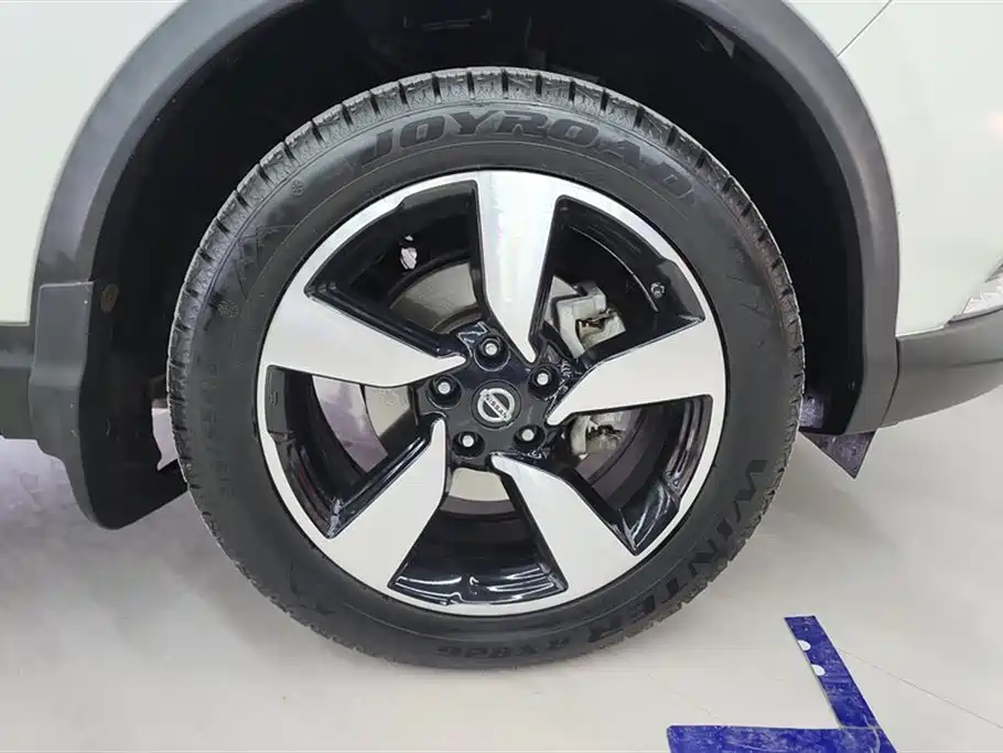 Qashqai 2017 2.0L CVT Smart Edition National V купить на сайте DeffCars
